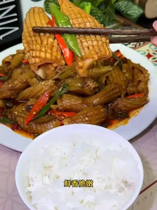 当潮当季的小船货,辣爆、椒盐、涮火锅都好吃!海鲜原产地鱿鱼!