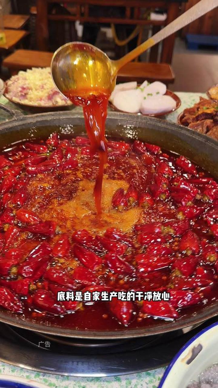 怪不得这么多人排队来吃,原来菜品锅底都这么用心