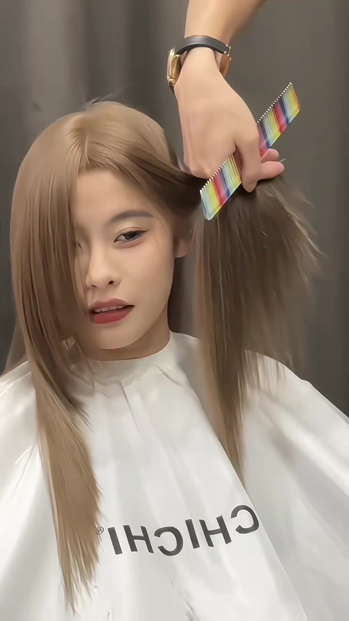 长发女生必看 层次感发型