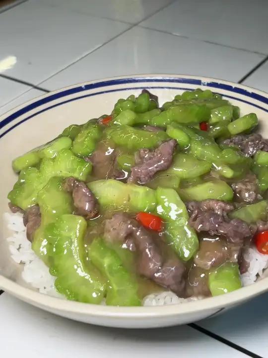 泉州的!街边店19.8r一碗的盖饭!碳水脑袋拒绝不了这碗饭!省饭课代表 打卡街边美食 泉州
