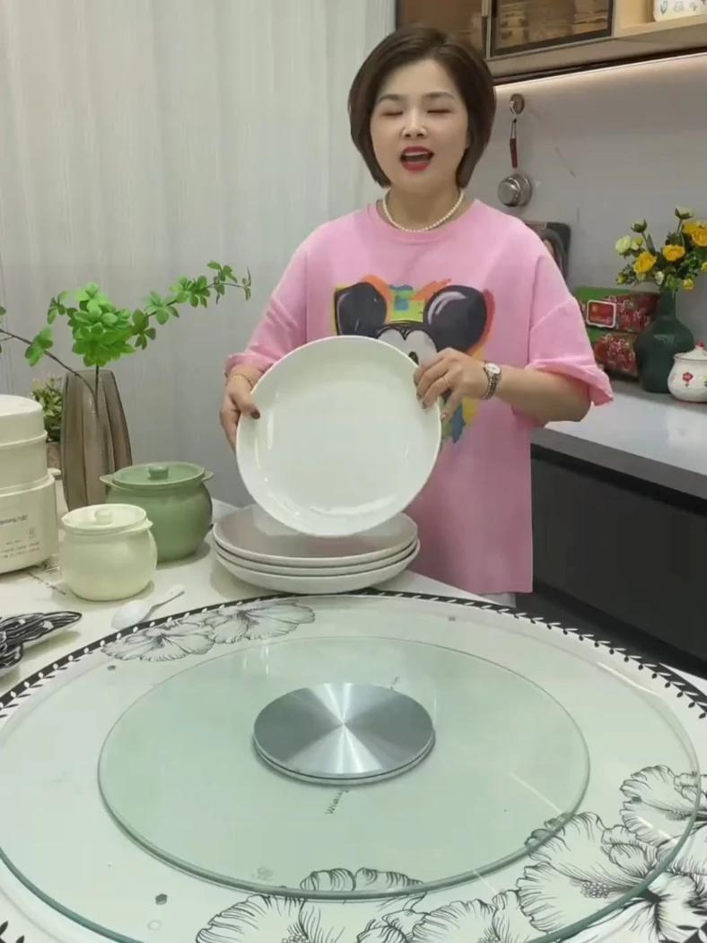 炒鸡盘 二十多4个有要的吗?10英寸的大圆盘高温陶瓷的,装大份菜和食物,蒸鱼头好用,装大份