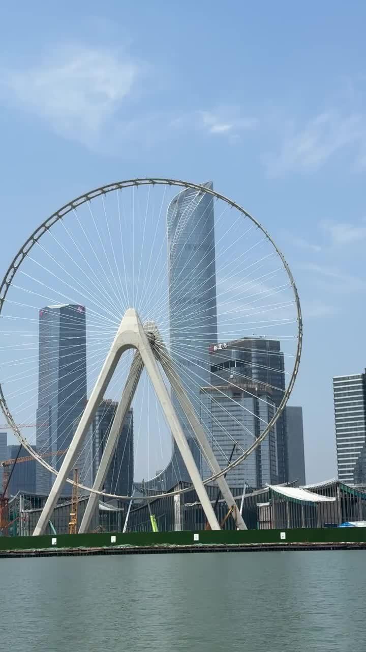 摩天轮下的风景 金鸡湖 地标建筑 打卡最红地标