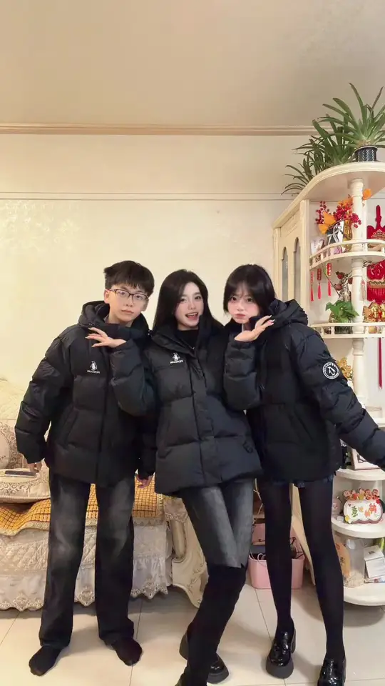 企鹅热能户外羽绒服,快来看看它的IP!