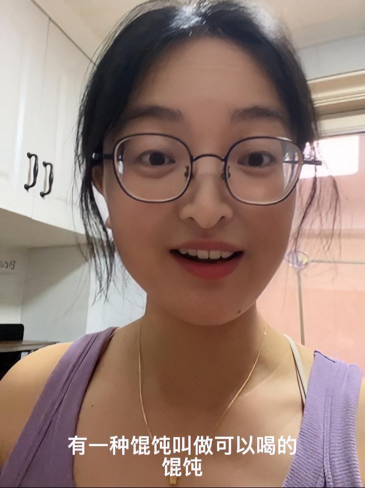 可以喝的(清朝)馄饨,除了皮薄,关键还有煮馄饨必须用柴烧火,才让人欲罢不能!馄饨皮 馄饨