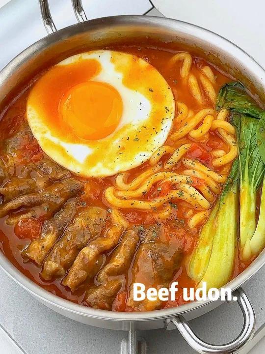 超浓郁番茄肥牛咖喱乌冬面一口沦陷!