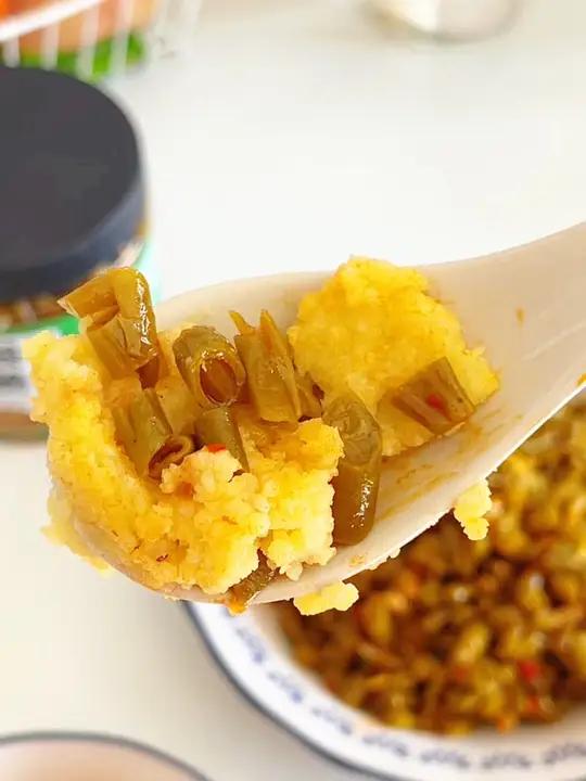 从小吃到大的小米饭拌咸菜,比大鱼大肉还香