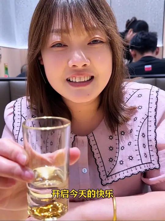 到吃小龙虾的季节了,不去盱眙也能吃到正宗的盱眙小龙虾了