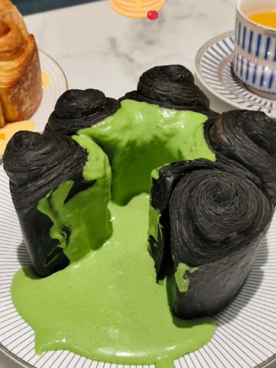 Jennie同款的爆浆熔岩可颂蛋糕