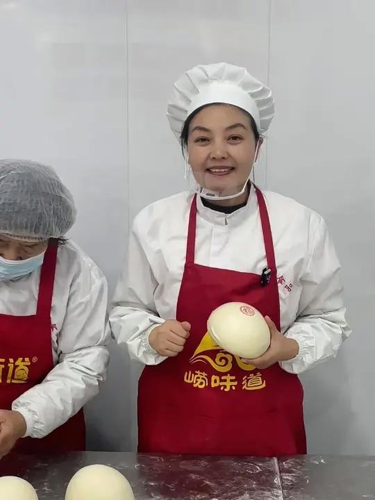 来青岛一定要吃王哥庄大馒头
