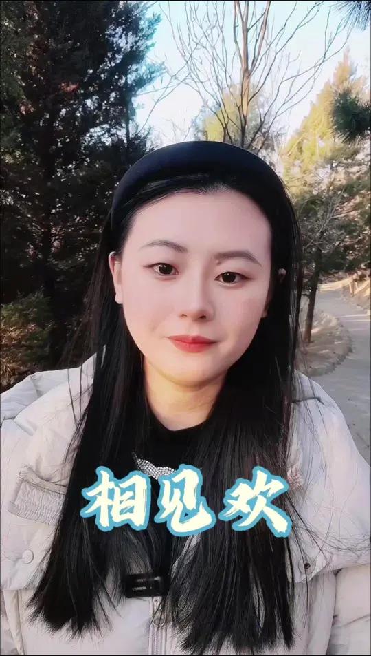 无言独上西楼,月如钩。李煜《相见欢》