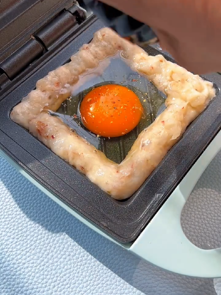 三明治早餐机做法 美食教程持续更新