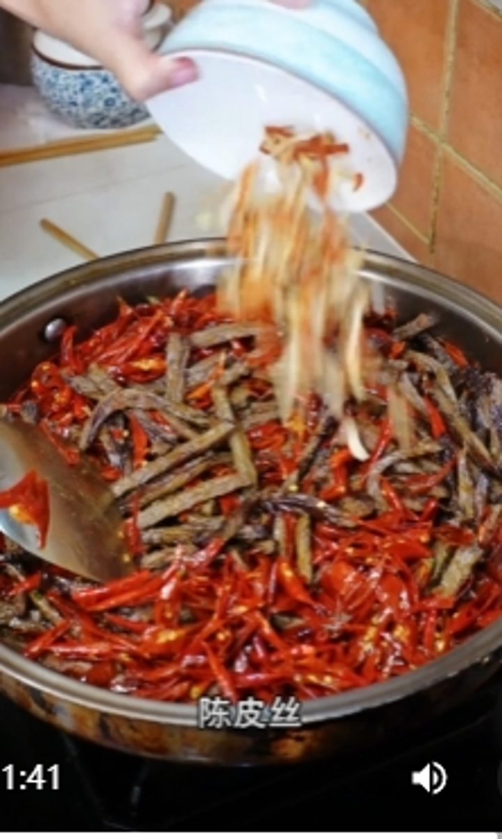 教你们一个能拿出去赚米子的冷吃麻辣牛肉做法!