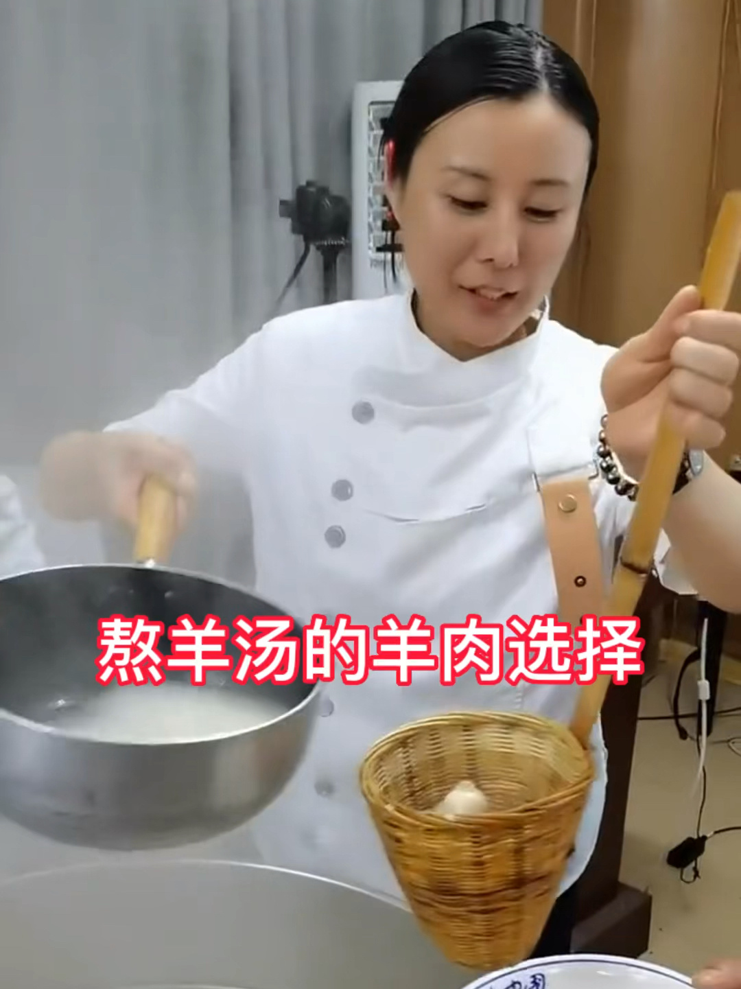 熬羊汤你还在纠结用绵羊肉还是山羊肉吗?