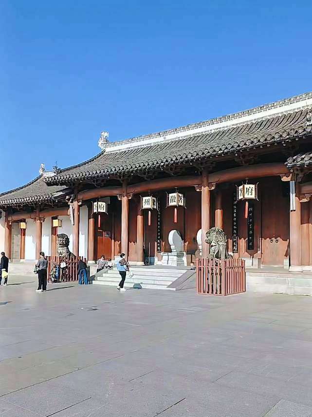 历史古迹 好气派的徽州知府大门!传承中华古建筑文化 名胜古迹 古建筑之美 古色古香古建筑