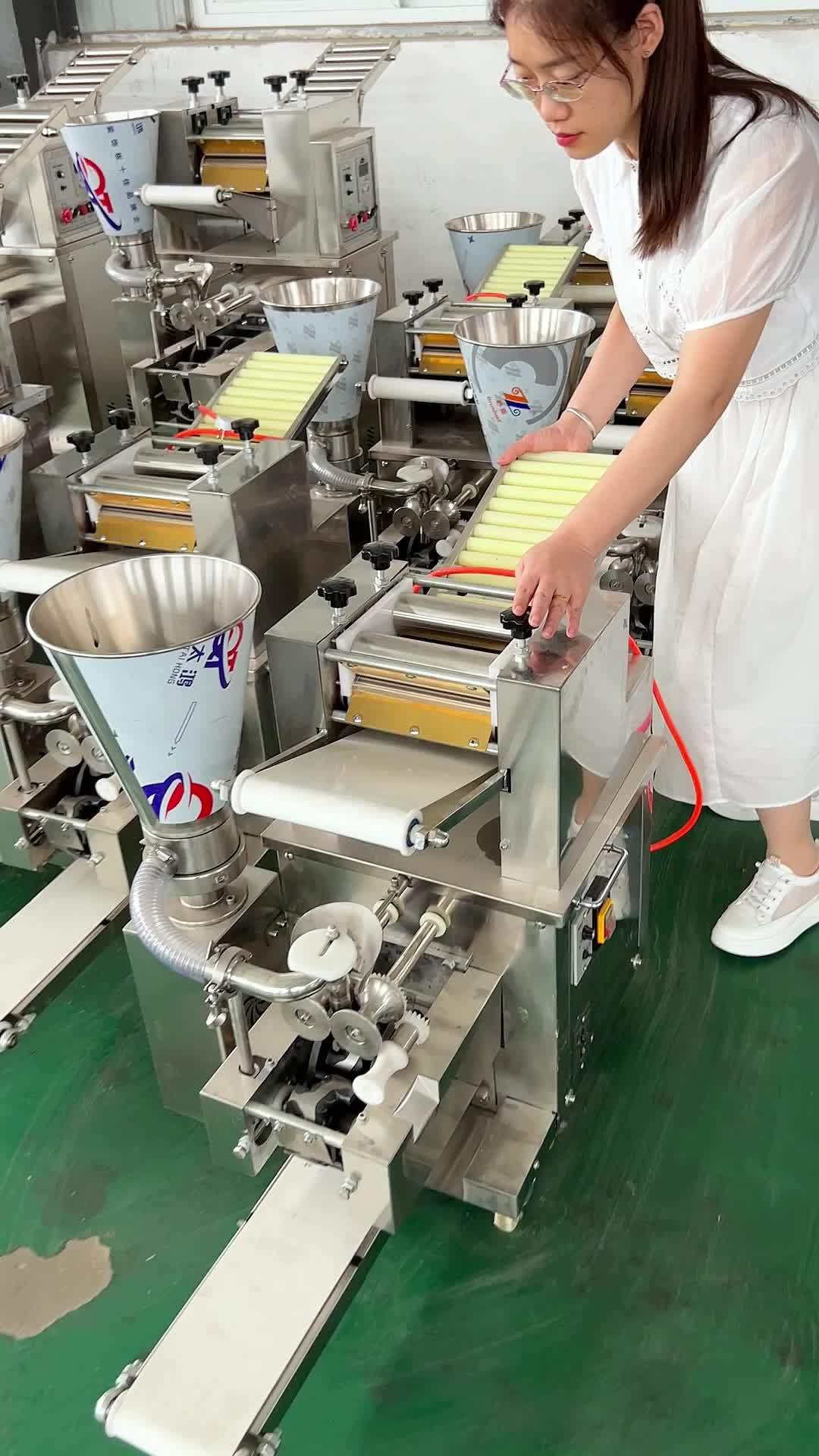 小型 仿手工饺子机,饺子皮厚薄馅量多少可以调节,饺子形状可以定做一分钟可以包70多个饺子的