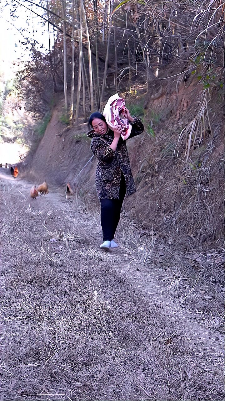 腌制腊肉其实特别简单,大家按照我们这个方法腌制的腊肉特别好吃