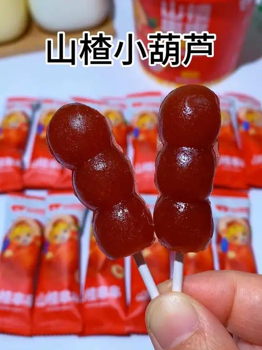 给孩子吃山楂好处多,这个山楂串串一定要给孩子安排,酸甜软糯,孩子喜欢
