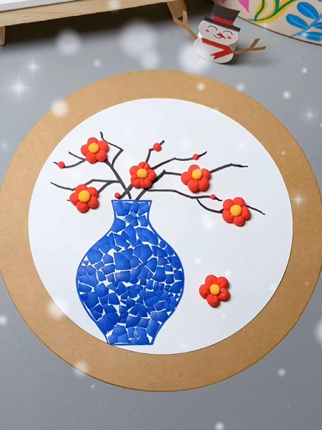 一起来用鸡蛋壳做青花瓷创意画吧