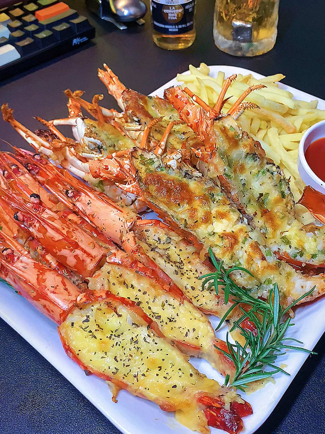 芝士焗大虾 芝士奶香浓郁 大人小孩都喜欢~