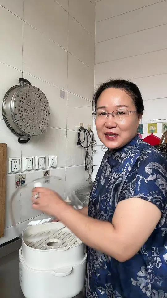 超好用超方便的电炖锅,LOTOR徕多大白电炖锅隔水炖盅,一锅五胆全自动,煲粥炖汤蒸菜炖甜品
