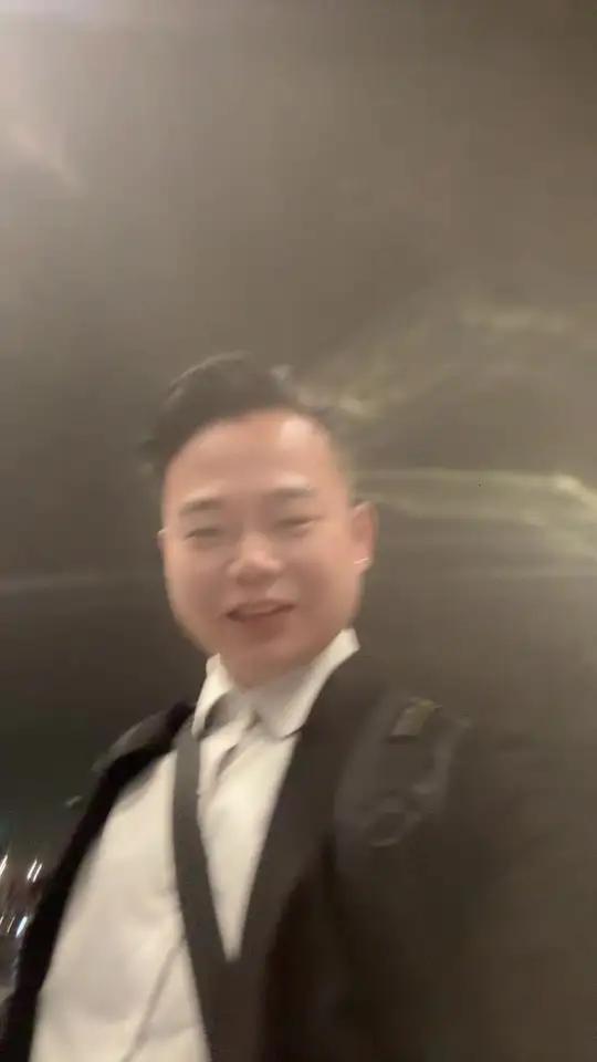 土耳其出境机场买香水,我们到达广州市情人节这里的香水非常好