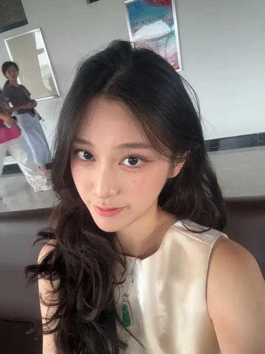 不知道动了谁的蛋糕、蛋挞、慕斯、驴打滚、桂花糖芋苗、苏式月饼、五仁月饼、玫瑰月饼、黑森林蛋