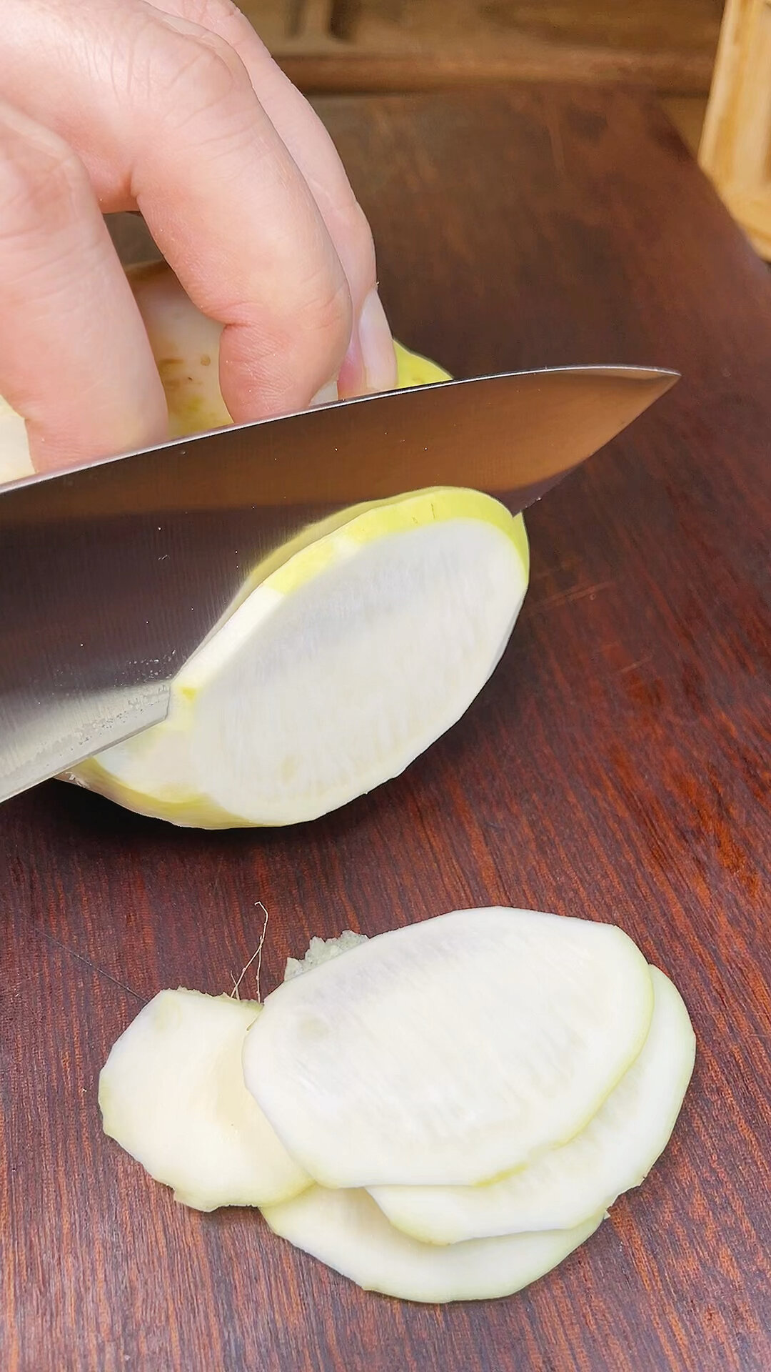 凉拌恰玛古你吃过吗?