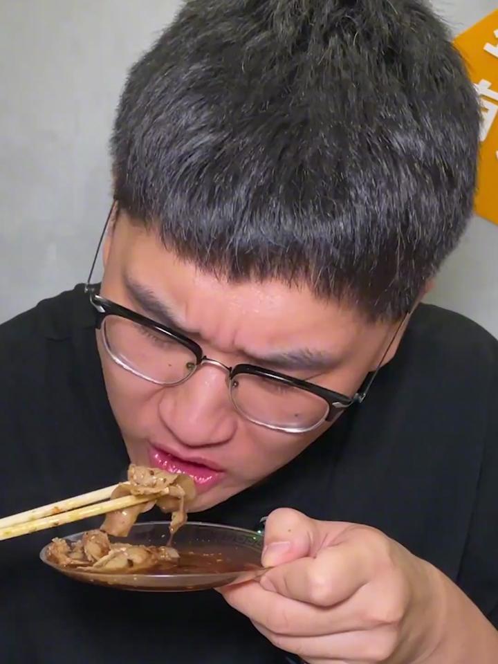挑战200元在哈尔滨吃个涮肚烧烤自助,看看能不能吃回本