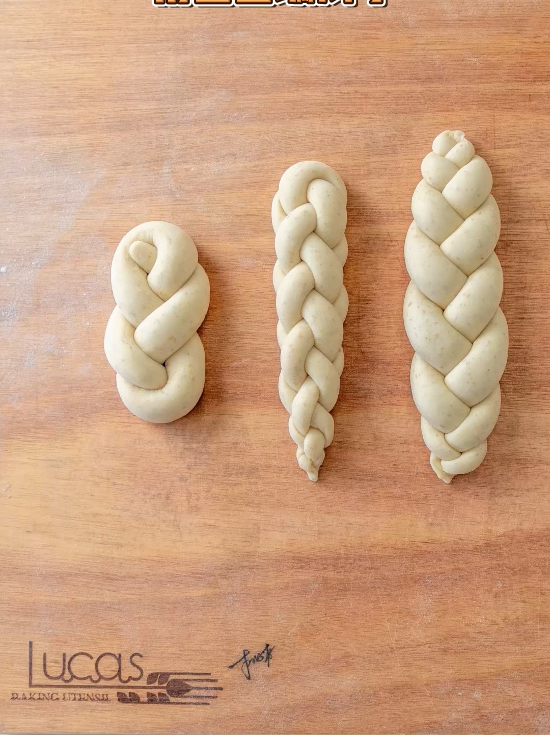 辫子面包的不同编法