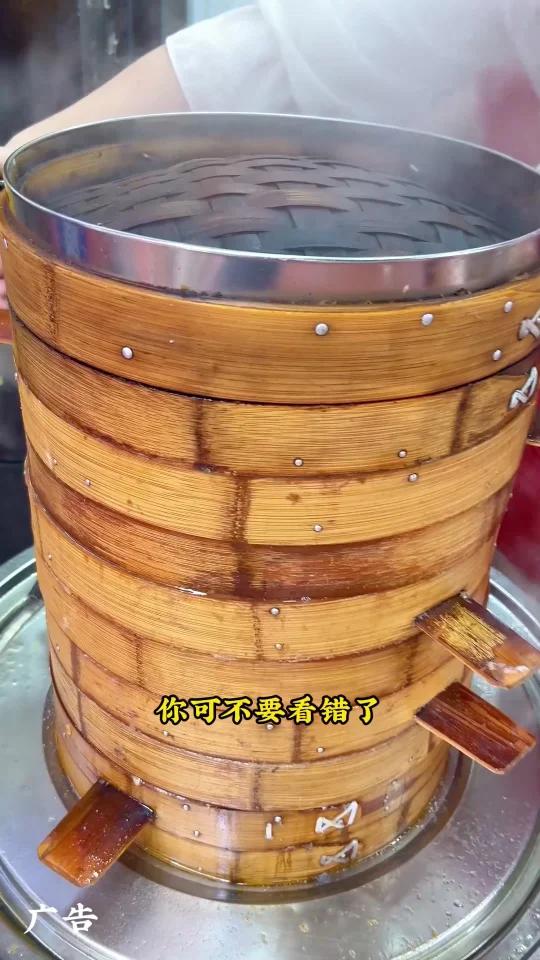 谁懂吃这种红油包子的快乐……