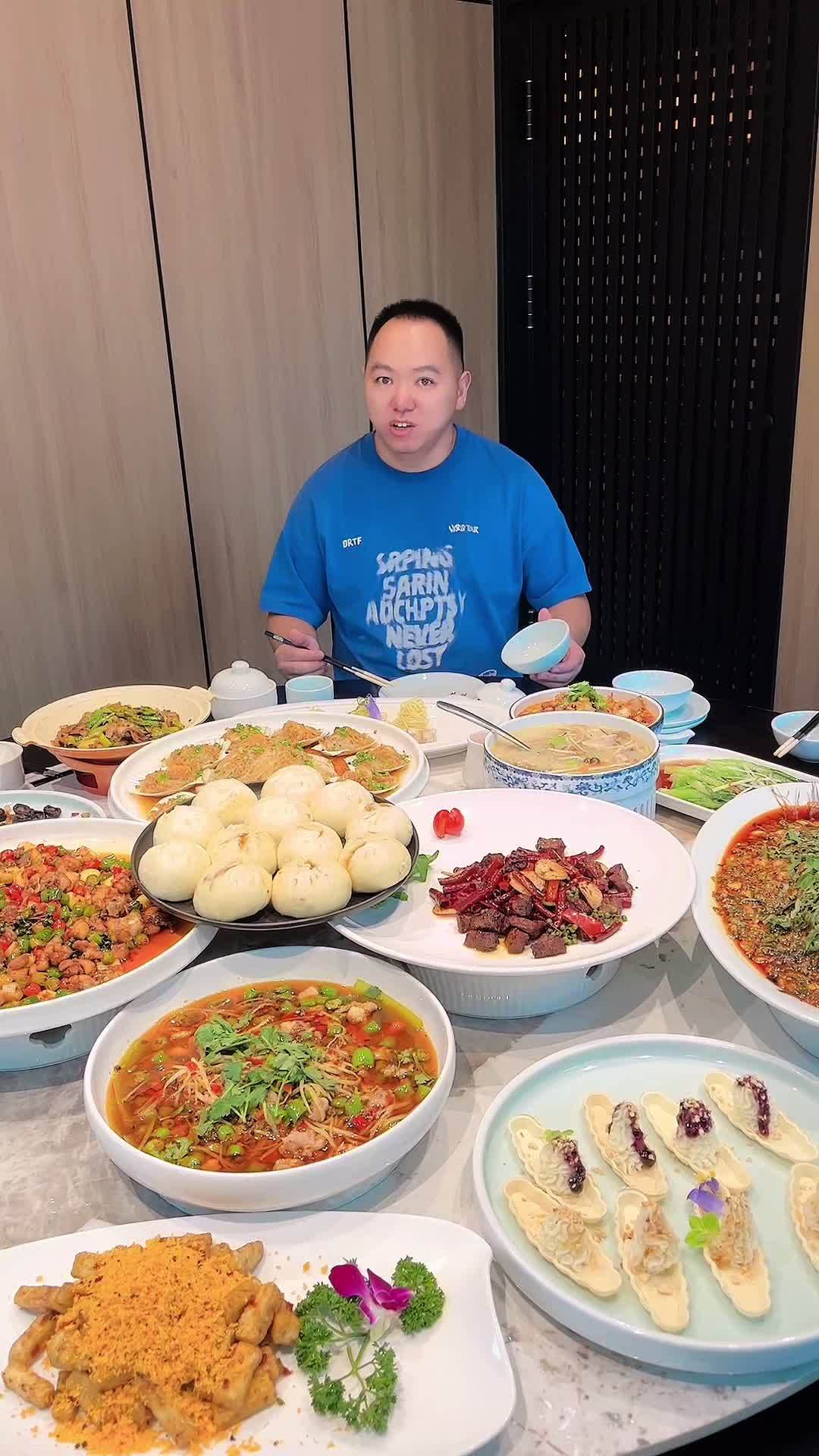 中秋国庆吃家宴了!中秋美食吃什么 干饭人的省钱美食信息差 宴席 家宴私房菜 韩包子