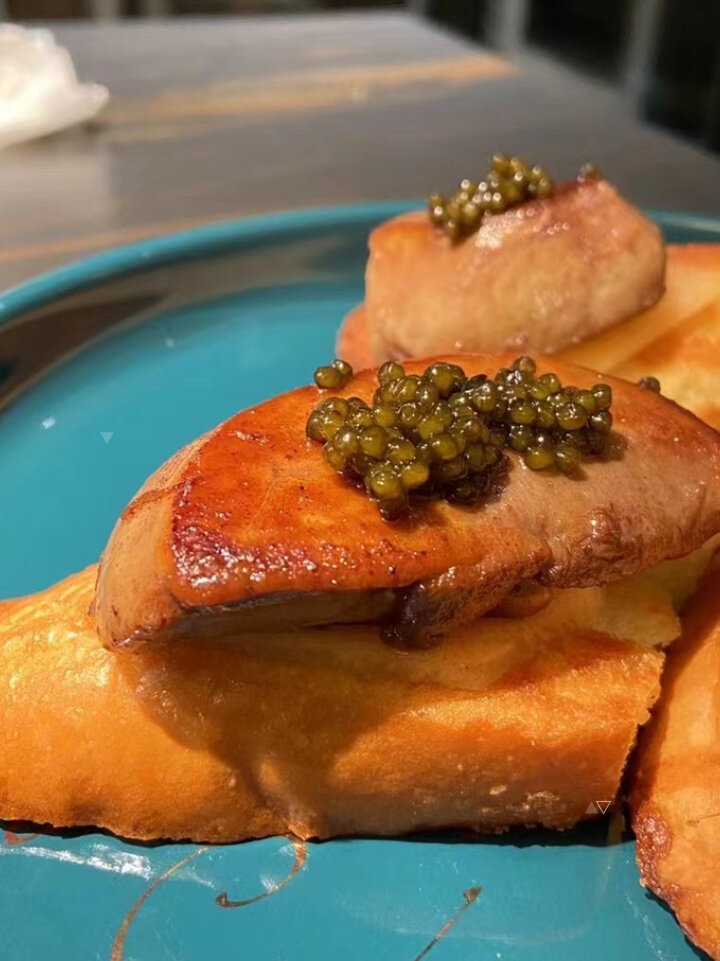 鹅肝遇上鱼子酱!