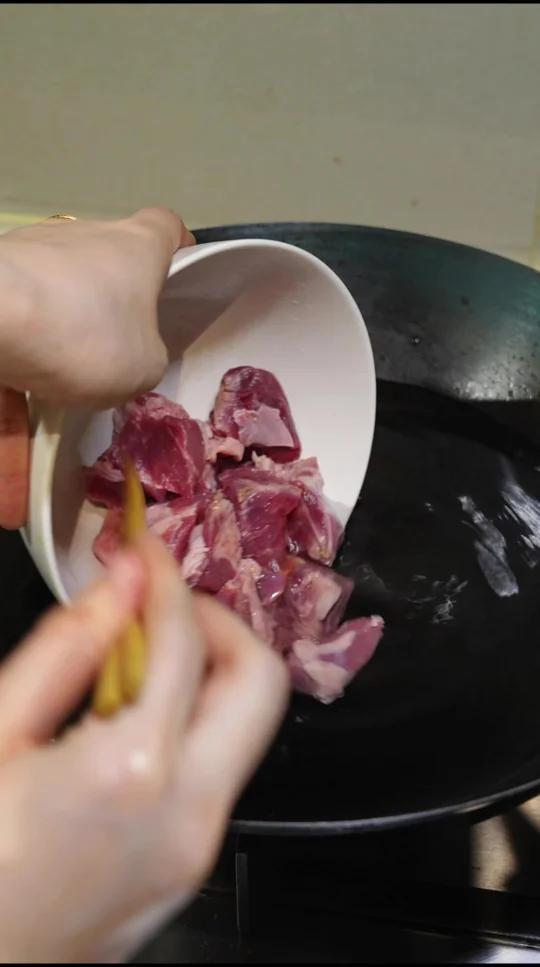 康师傅你来看看 这才是真正的红烧牛肉面吧!