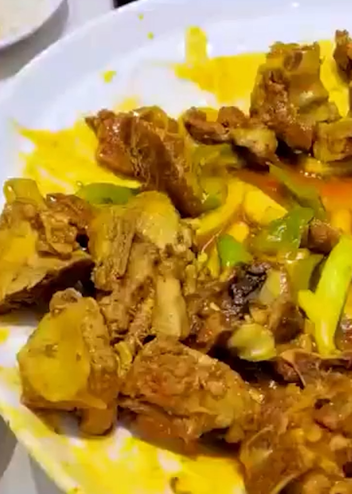 宁夏吴忠再通报“爆炒羊羔肉掺杂鸡肉”事件:拟罚涉事店铺1万元