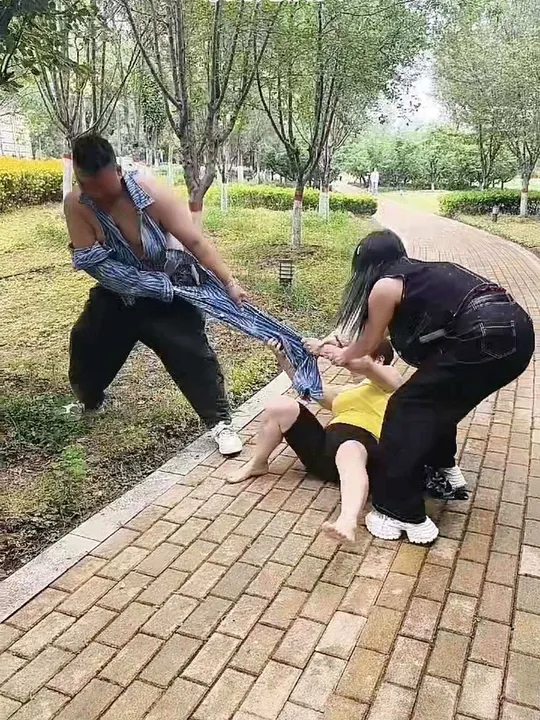 农村搞笑情景剧《走西口》，让人笑到万万没想到