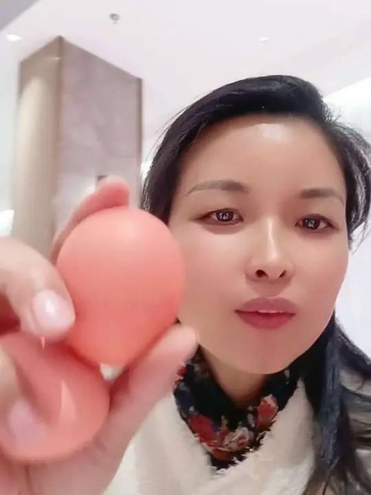广东风俗.满月酒吃红鸡蛋dou来寻人dou爱公益日好事成真让爱回家之万家团圆