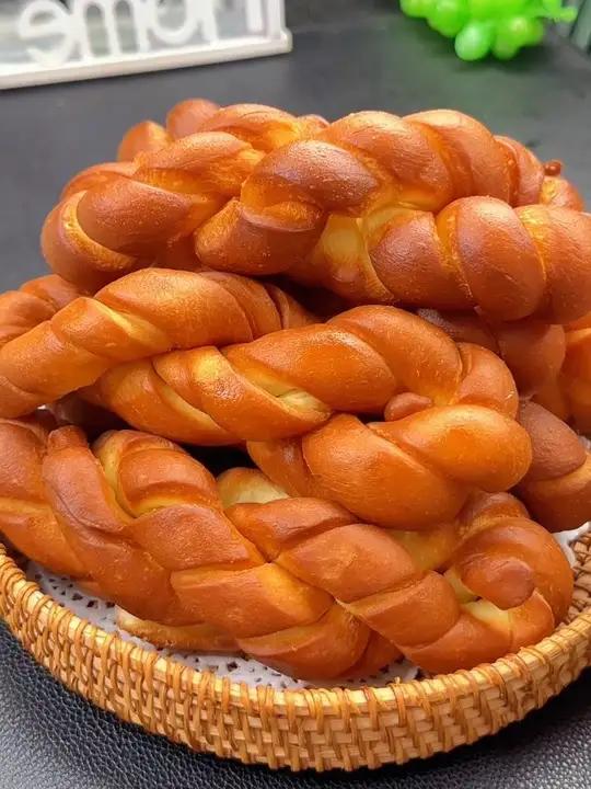 炸麻花 外酥里软跟买的一样好吃