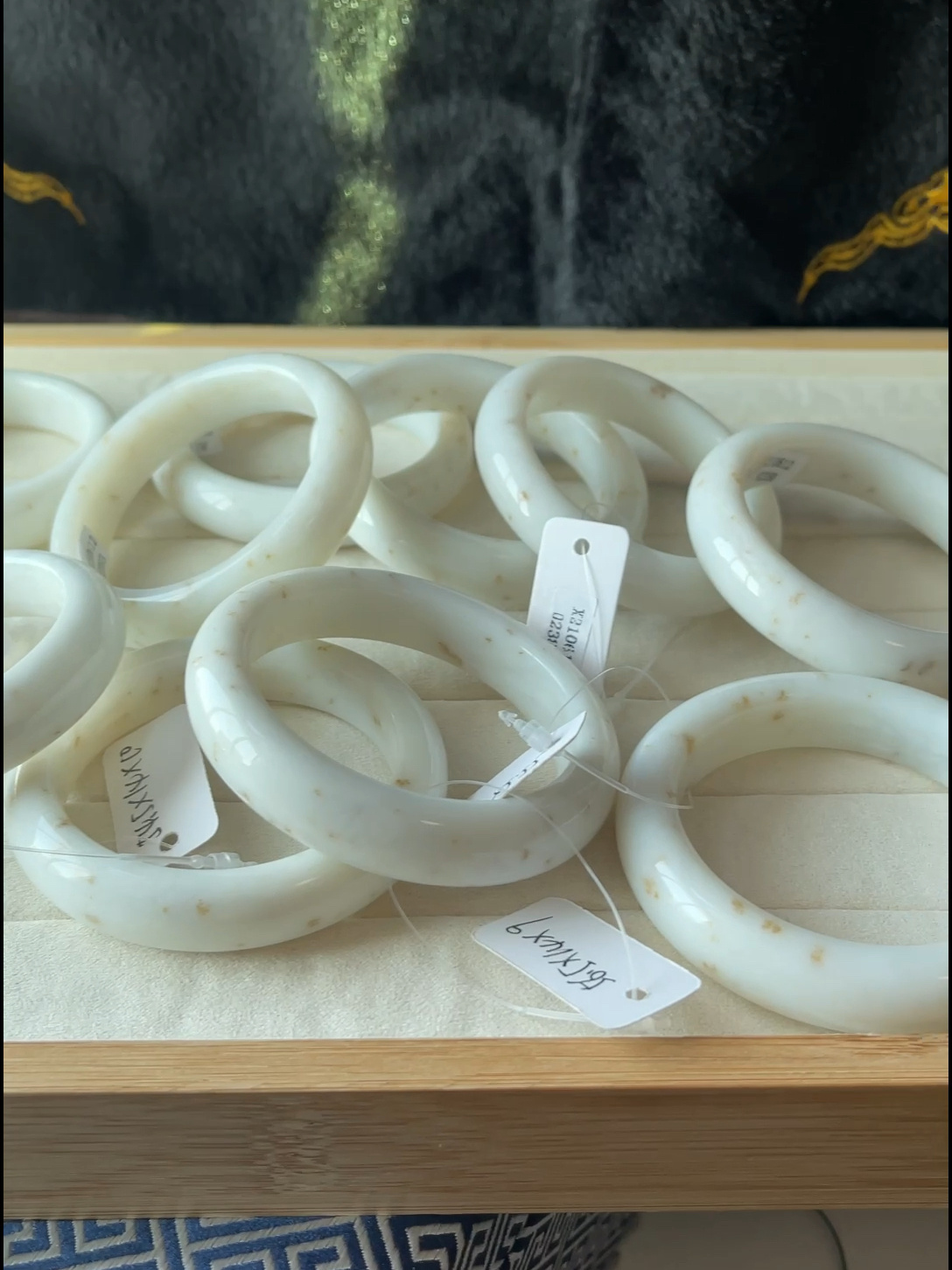 甜甜的和田玉青海料桂花糕手镯 清货不留了