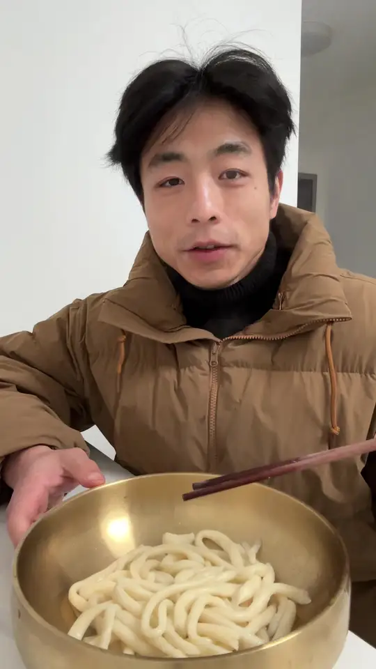 31美食创作者，挑战连续吃一年番茄鸡蛋面