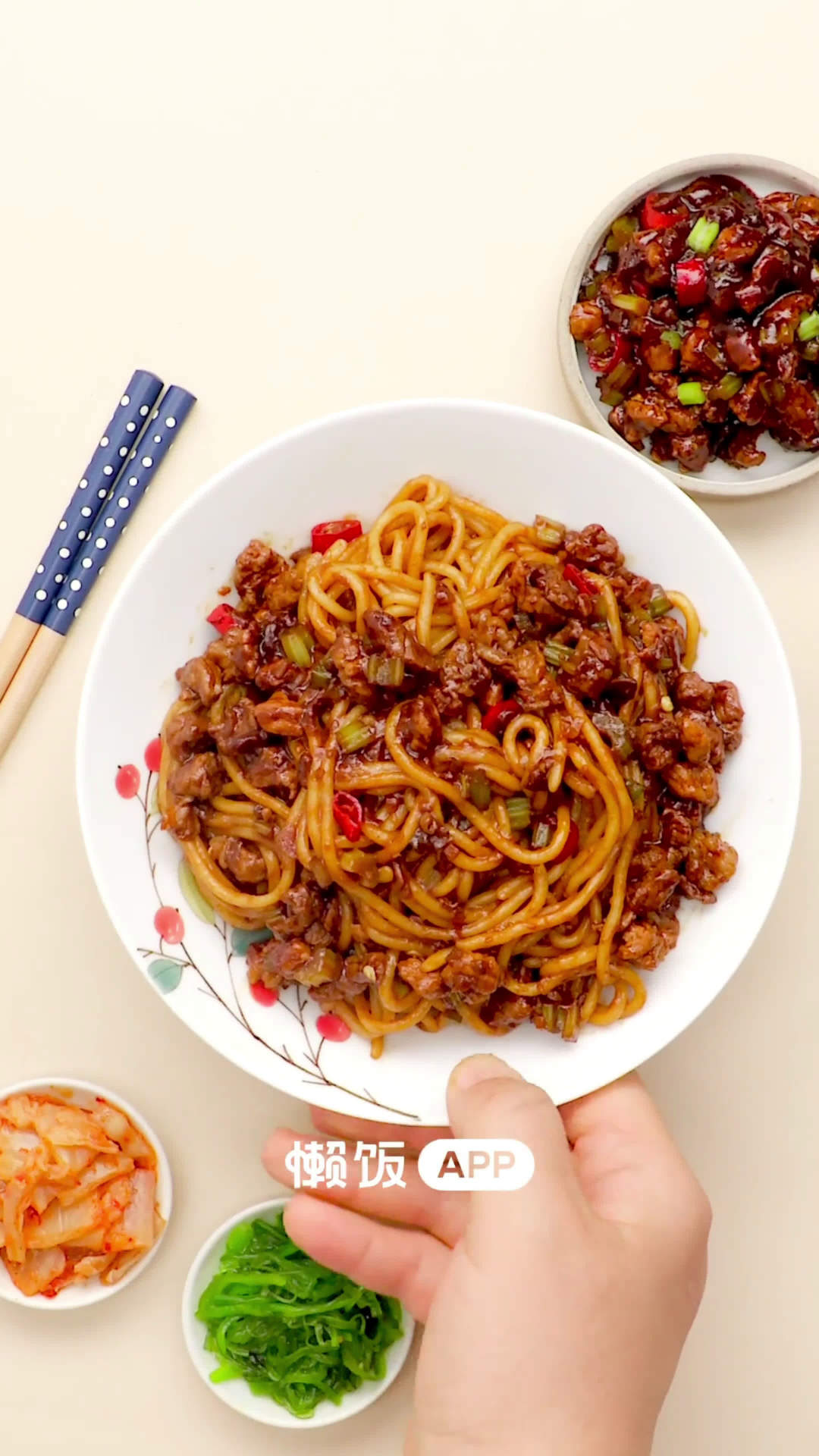 「万能拌面酱」这款拌面酱,五分钟轻松搞定,馋哭隔壁邻居,一定要试试～做法简单,味道特别香,