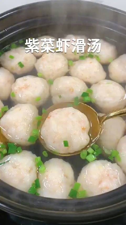 中午吃什么「紫菜虾滑汤」做法简单,汤美虾嫩,口感Q弹,好喝到流泪