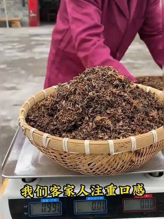 地道农家梅干菜,自己在家就能做梅菜扣肉,梅菜肉包子,炒五花肉都很美味