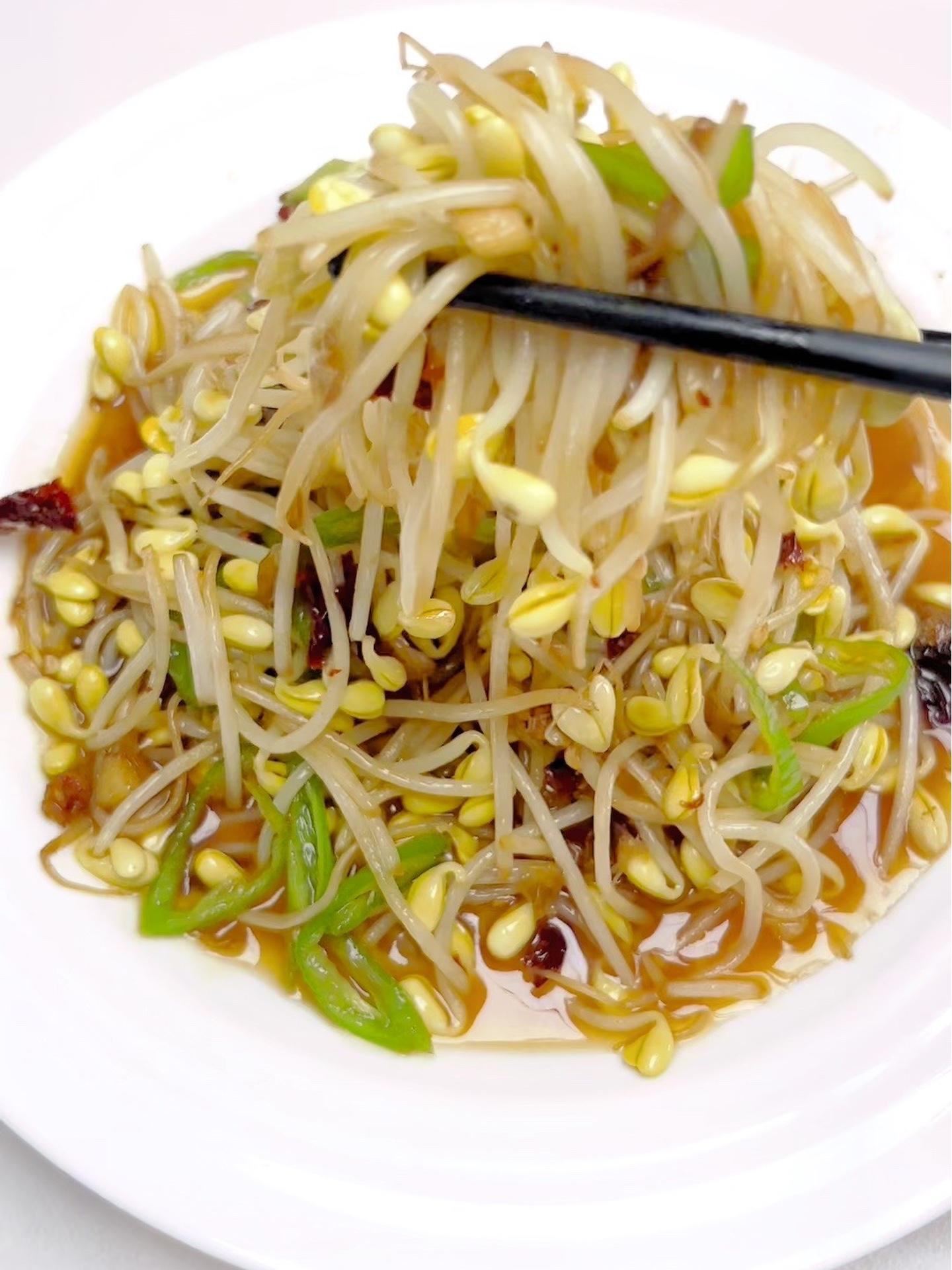 豆芽怎么做才好吃,我在家都是这样做的 炒豆芽家常做法 家常菜 一起学做菜