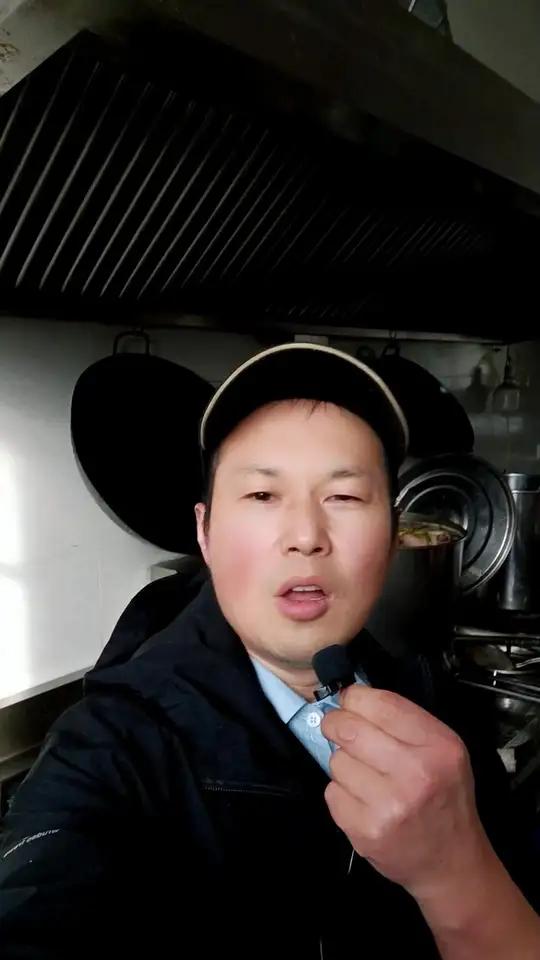 风吹河南省,你是河南哪里人?我是河南固始人吹的是固始的风,喝的是固始的水,吃的是固始的鹅块