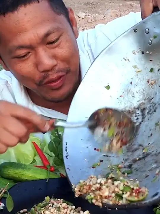 做一道酸辣凉拌蚂蚁蛋 美食抖音美食户外生活泰国美食内容启发搜索