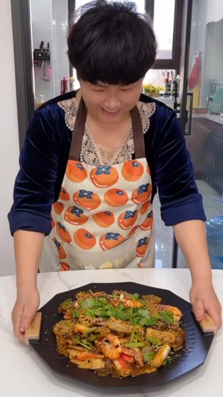 自己在家做的麻辣香锅真的是太好吃了！