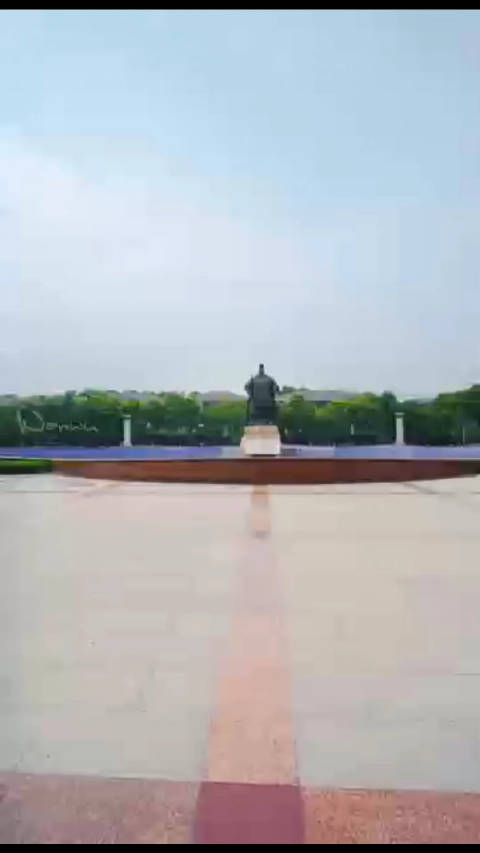 苏大游 诗画成语,漫游邯郸 有内邯,不简郸。上古时期,人类始祖女娲就在这里抟土造人,炼石补