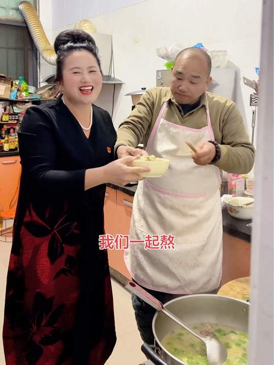 相亲大会落幕，给辛苦的老公炖羊肉汤