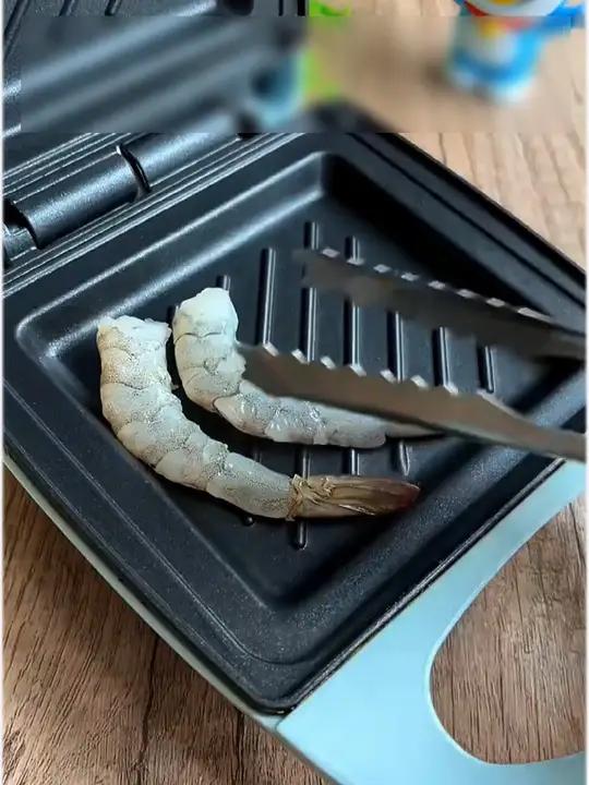 多功能三明治早餐机 智煲多功能三明治机家用日式轻食早餐机吐司面包压烤机小型面包机三明治早餐