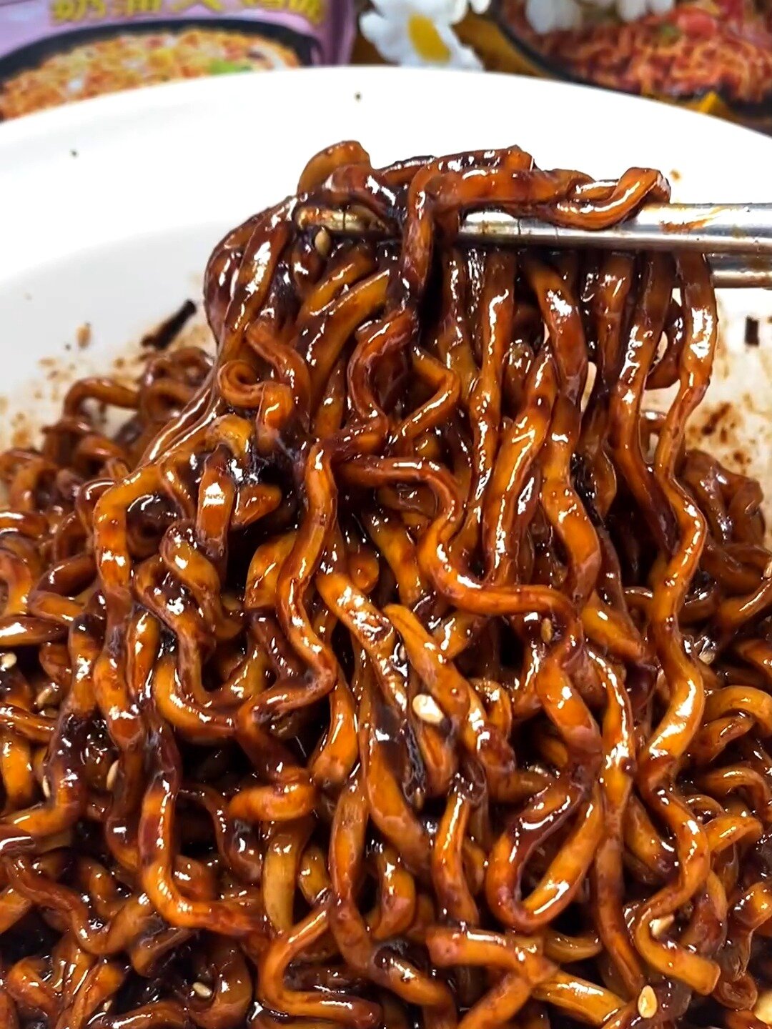 拌着吃的地道韩式美味!三养炸酱面全新升级